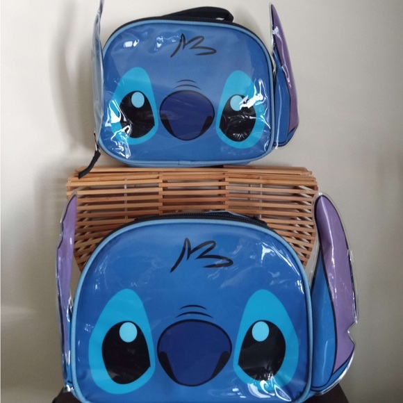 NEW LUNCH BAGS HELLO KITTY & STITCH - Picture 2 of 2